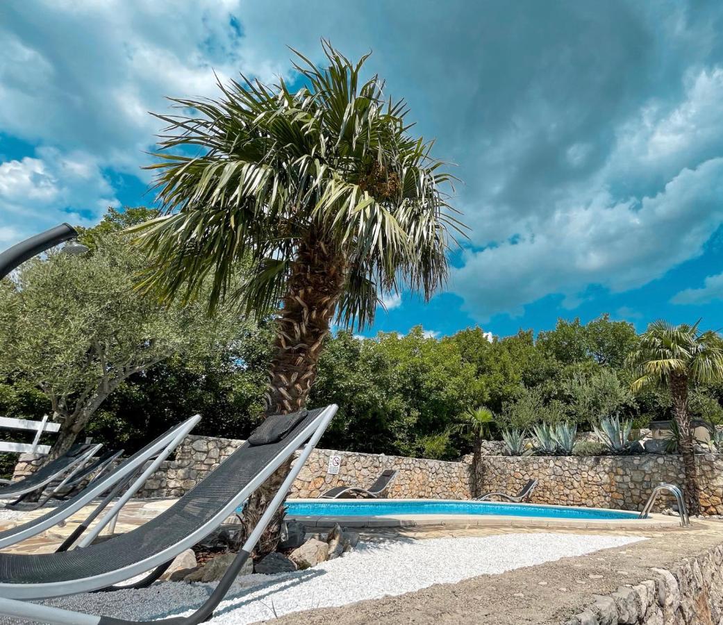 Apartments Villa Klaudia - Adults Only Crikvenica Exterior photo